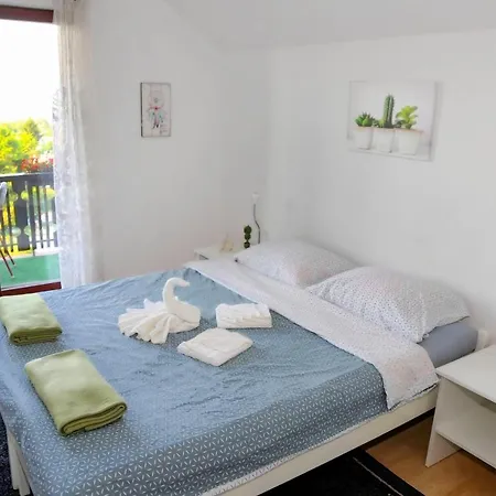 Merak Villa
